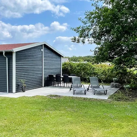 6 Person In Sydals-by Traum *